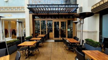 Blue Ribbon Sushi Grill inside