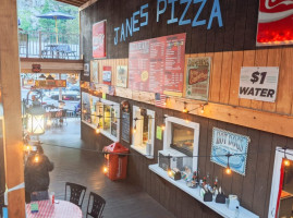 Janes Boardwalk Pizza inside