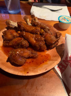 Winghouse Grill food