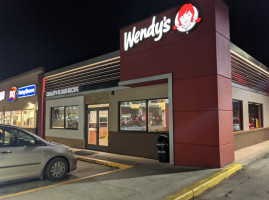 Wendy's outside