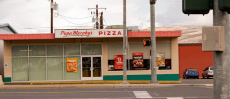 Papa Murphy 's Take 'n ' Bake Pizza outside