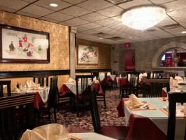 Harvey Moy's Chinese American inside