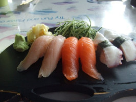Sushiya Japanese Cuisine food
