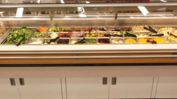 Hy-vee Market Grille Express food