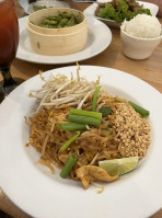 Finn Thai Restaurant Bar food