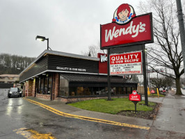 Wendy's outside