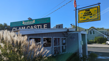 Clam Castle outside