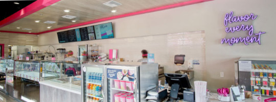 Baskin Robbins inside