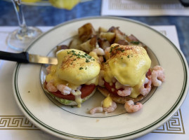 Mamas On Washington Square food