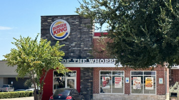 Burger King outside