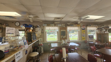 Fifty One Diner inside