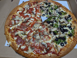 Best Quality Pizza Lansdowne food