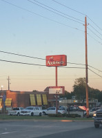 Applebee's Grill outside