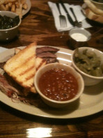 Monroe's Smokehouse B-q food