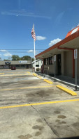 Whataburger outside