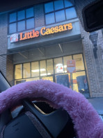 Little Caesars Pizza food