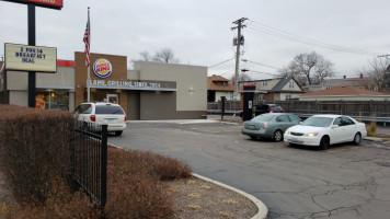 Burger King outside