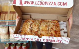 Ledo Pizza food