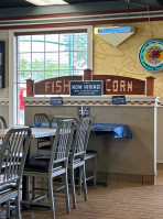 Long John Silver's inside