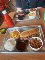 Soulman's Bar-b-que Restaurant In Qu food