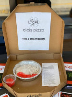 Cicis Pizza food