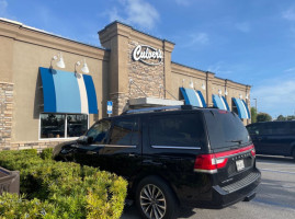 Culver’s outside