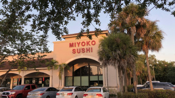 Miyoko Sushi food