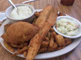 Low Country Seafood inside