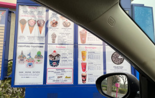 Baskin-robbins outside