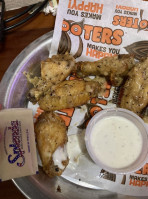 Hooters food