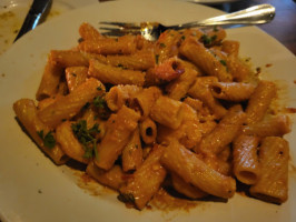 Pete's Trattoria food