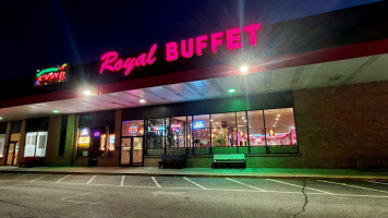 Royal Buffet outside