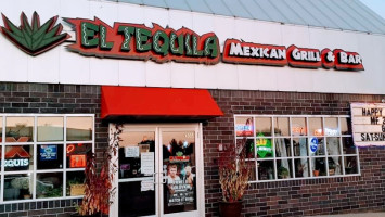 El Tequila Mexican Grill outside