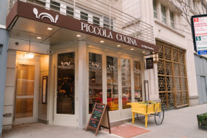 Piccola Cucina Uptown inside