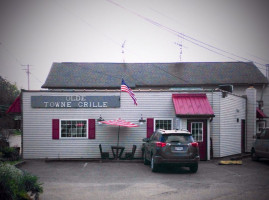 Olde Towne Grille outside