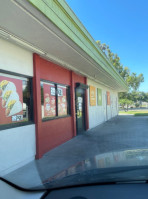 Del Taco outside