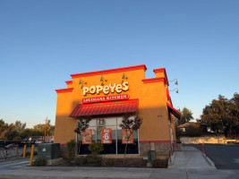 Popeyes Louisiana Kitchen food