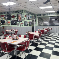 Boomarang Diner inside