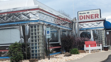 Route 40 Classic Diner outside