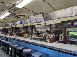 Blue Benn Diner outside