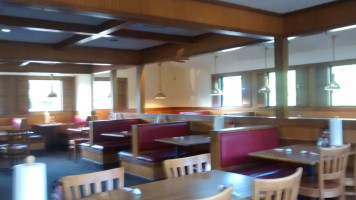 Pizza Hut inside