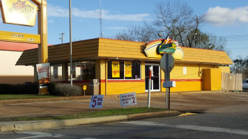 Church's Texas Chicken outside