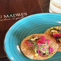 Tu Madres Cantina Grill food