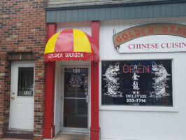 Golden Dragon Chop Suey outside