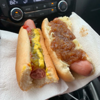 Kurt's Mucke's Hot Dogs food