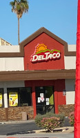 Del Taco outside