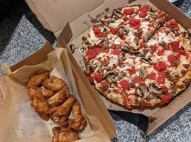 Domino's Pizza food