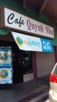 Quynh Nhu Cafe outside