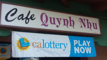 Quynh Nhu Cafe outside