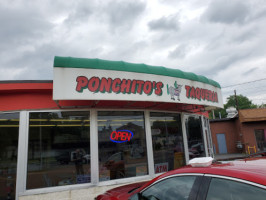 Ponchito's Taqueria outside